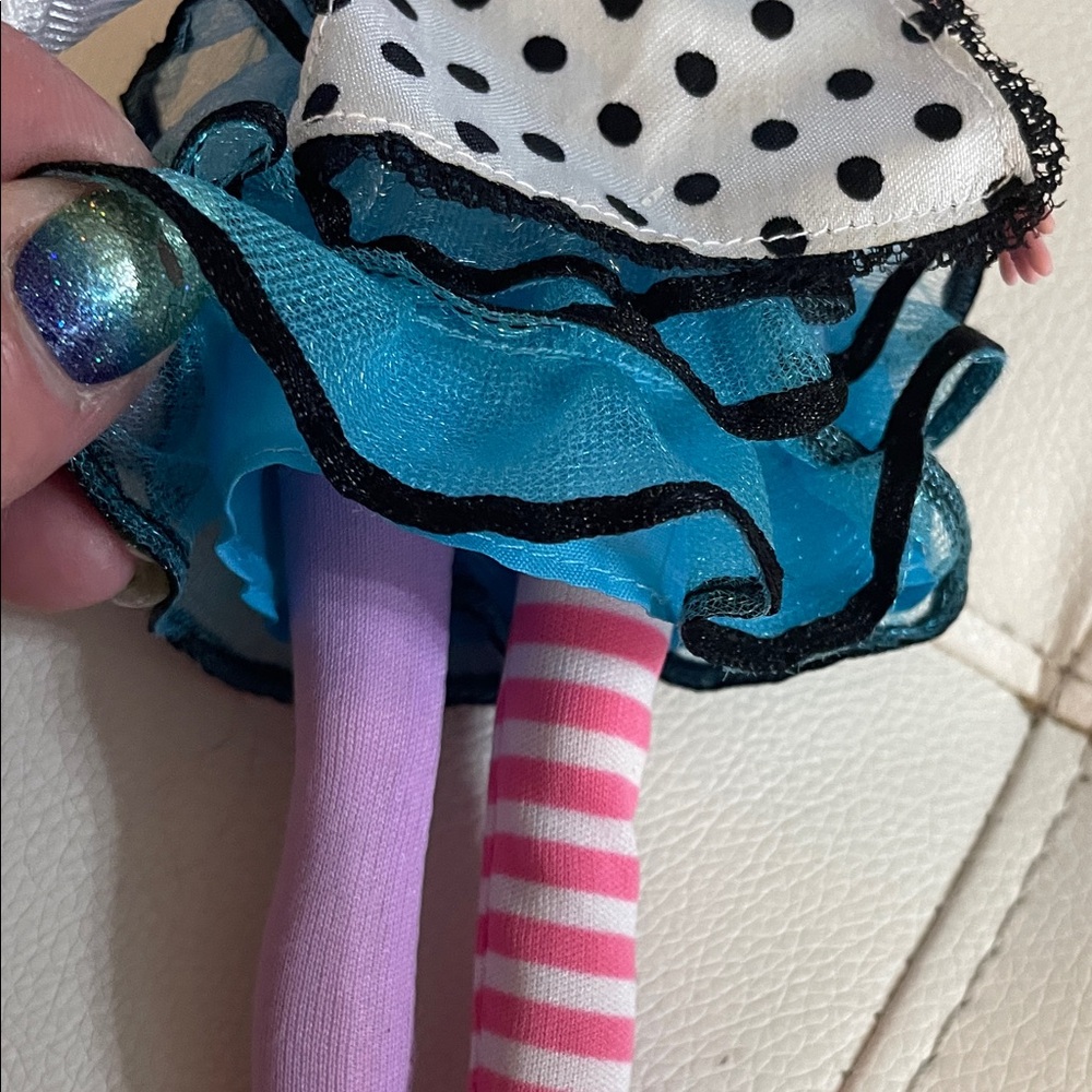 Disney Parks Exclusive Mad Hatter Doll - Picture 4 of 10
